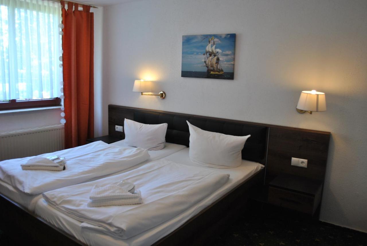 Strand-Hotel לובה מראה חיצוני תמונה